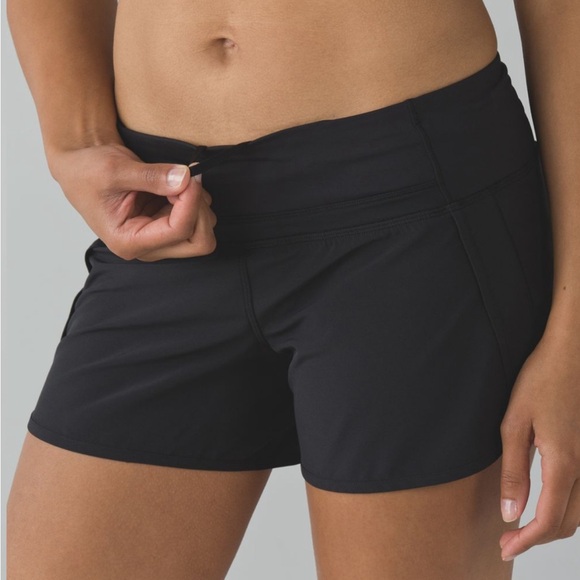Lululemon Run Times Short *4-way Stretch 4"
Black Size 4 - Picture 3 of 8